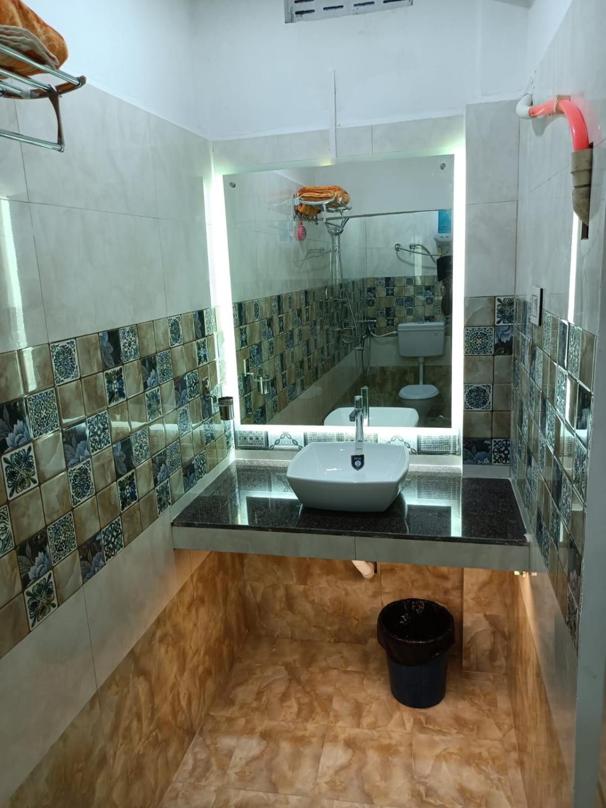 Hotel Hcb Brahmapur Екстериор снимка